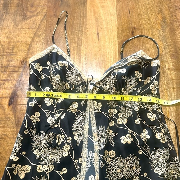 Victoria’s Secret Babydoll - Picture 12 of 14